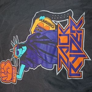Classic Zack Ryder T-shirt and slippers